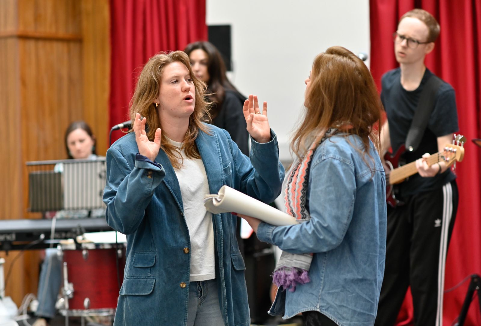 Photos: STAND & DELIVER: THE LEE JEANS SIT-IN in Rehearsal — photo 14 of 19