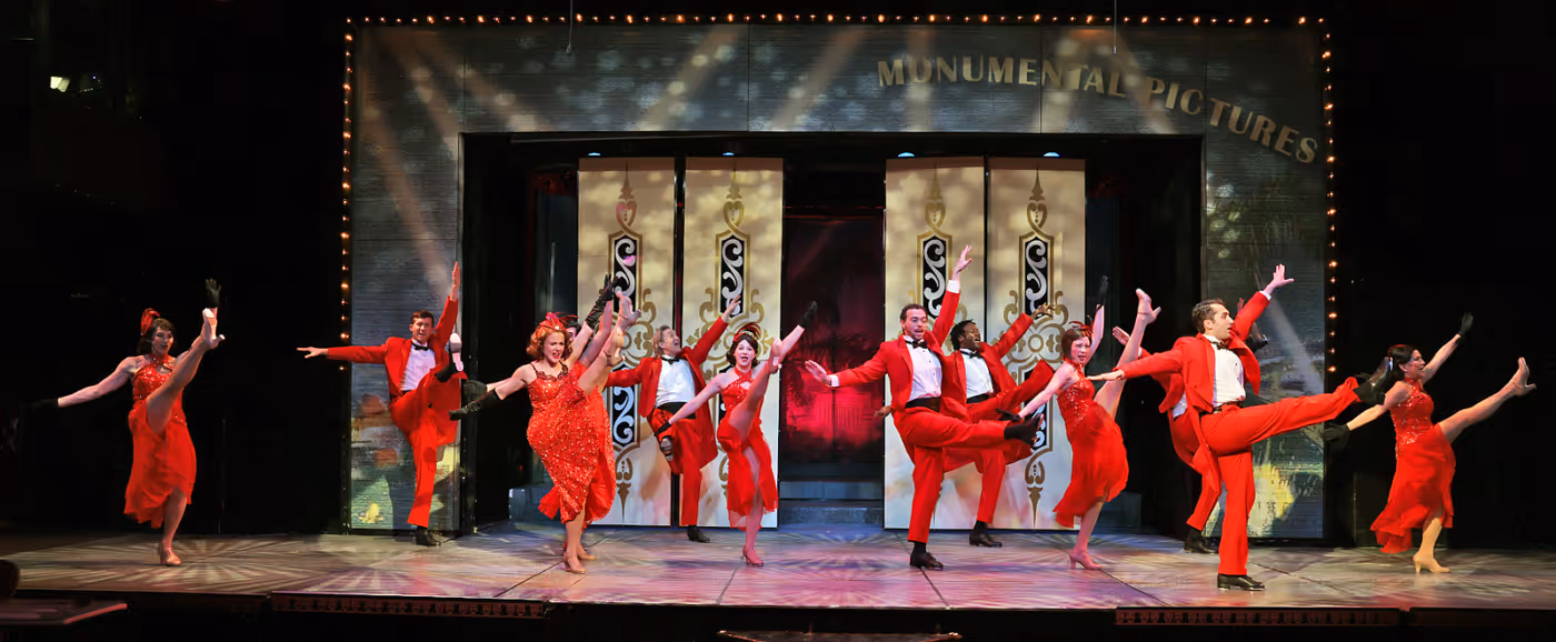 Photos: SINGIN' IN THE RAIN Opens at Beef & Boards Dinner Theatre Photos: SINGIN' IN THE RAIN Opens at Beef & Boards Dinner Theatre Image