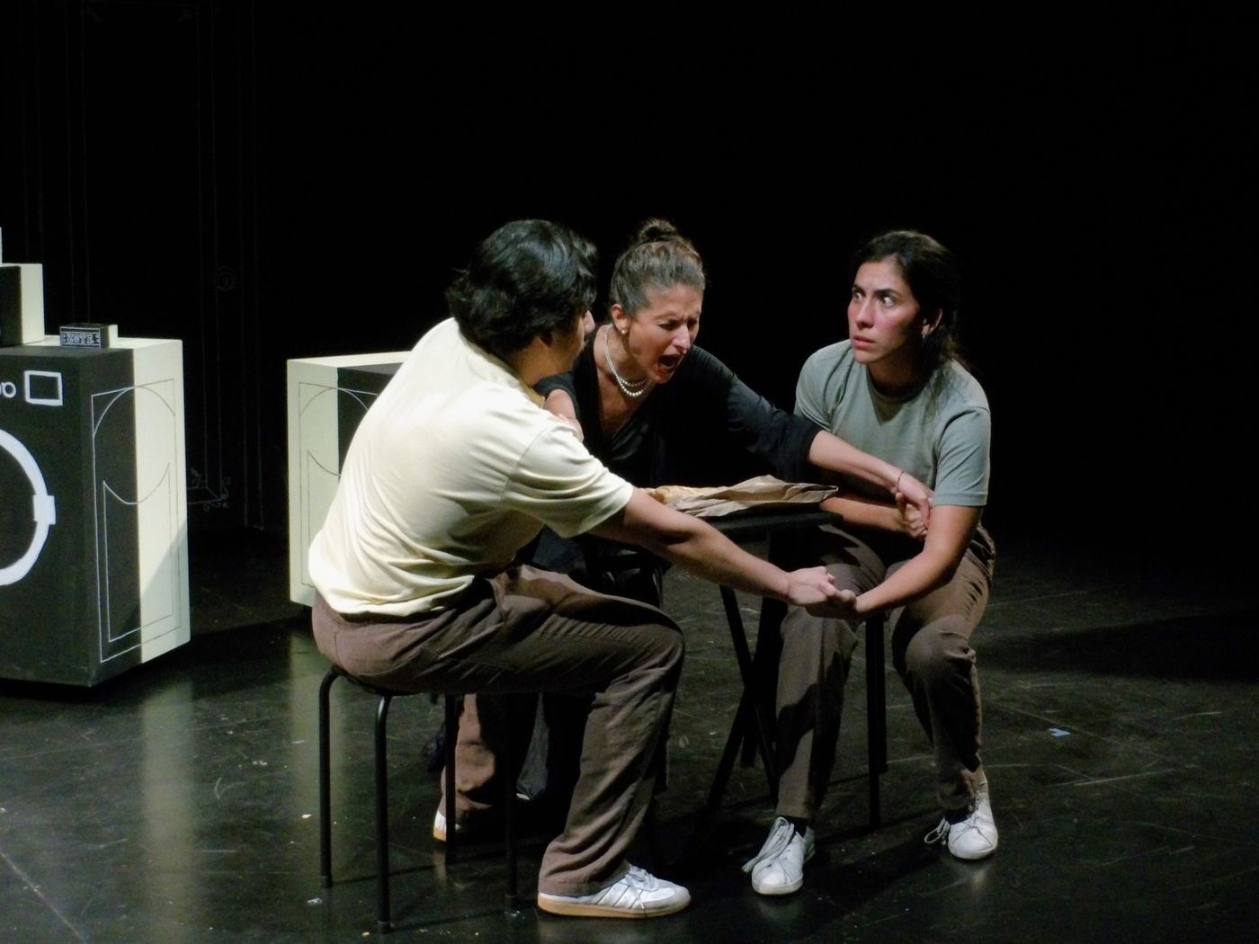 Review: MASA MADRE at El Círculo Teatral Review: MASA MADRE at El Círculo Teatral Image