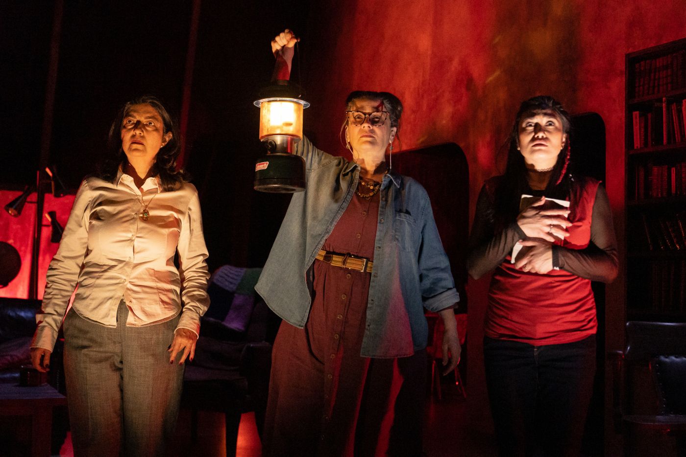 Review: Vertigo Theatre’s A KILLING SNOW brings chills and thrills to Calgary audiences  Image