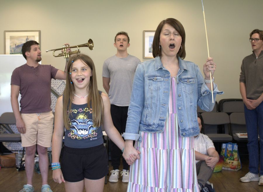 Stage Mag Spotlight: The Norton Singers' SUNDAY IN THE PARK WITH GEORGE Image