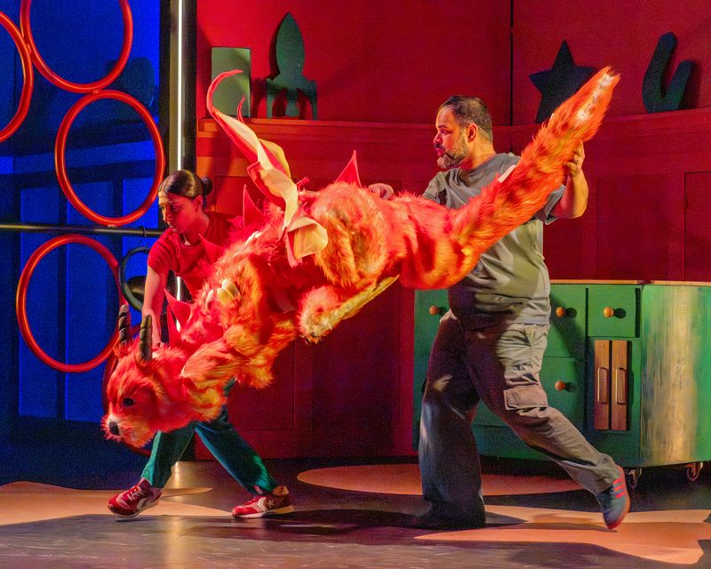 Photos: PLANET OMAR World Premiere at Leeds Playhouse — photo 13 of 19