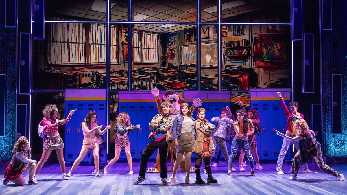 Gavin Leahy, Katie Roche, McKenna Michael and The Company at 