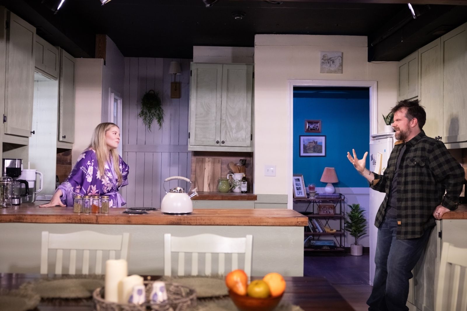 Photos: Oil Lamp Theatre's POOR BEHAVIOR — photo 4 of 9