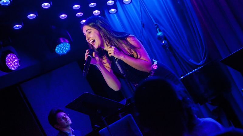 Photos: Marina Pires Premieres THE PROTEAN POET at The Laurie Beechman — photo 2 of 21