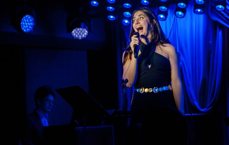 Photos: Marina Pires Premieres THE PROTEAN POET at The Laurie Beechman — photo 12 of 21