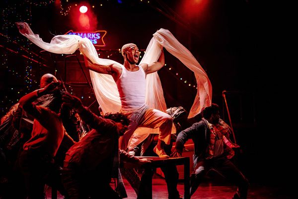 Photos: First Look At RENT at the Encore — photo 17 of 27