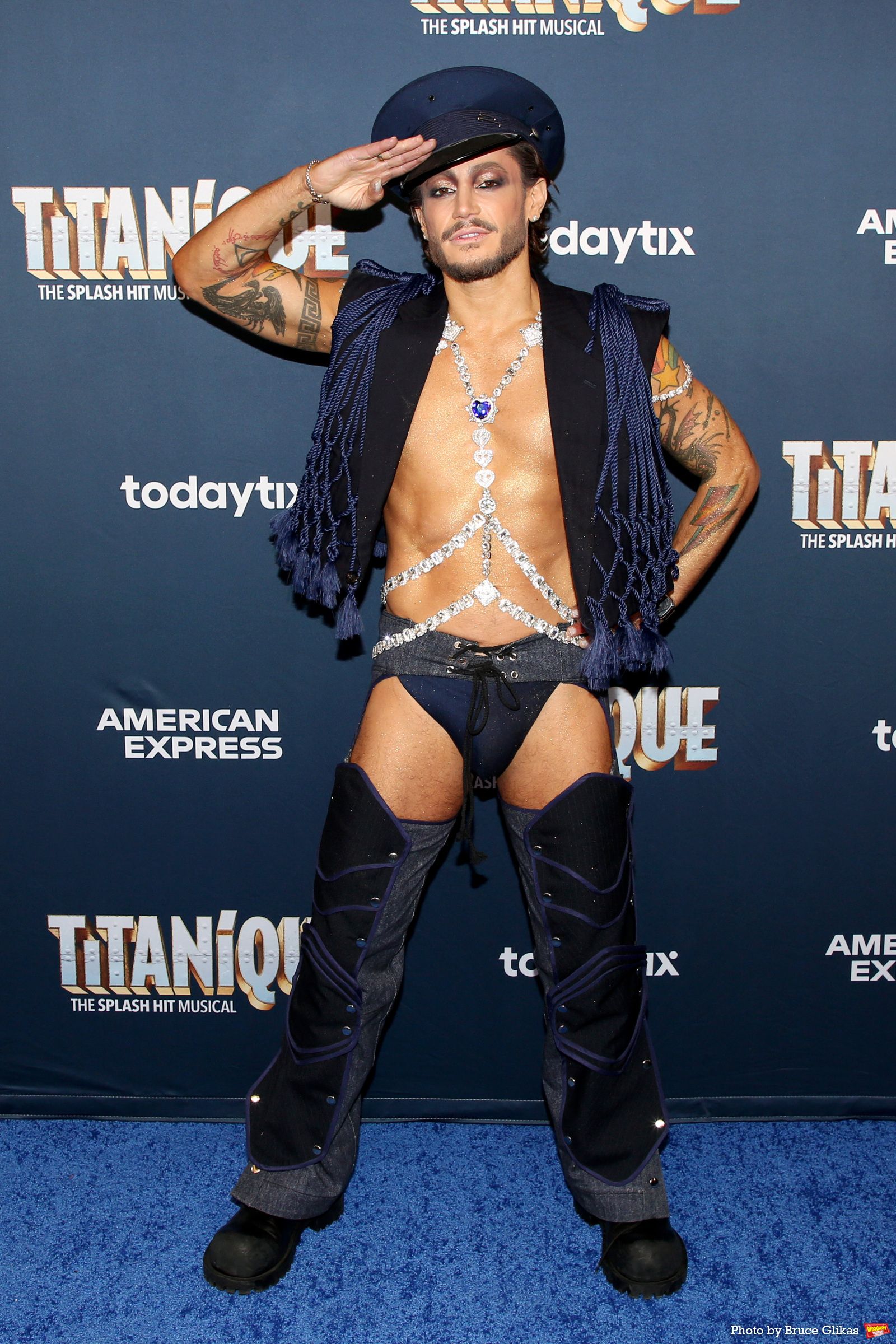 Photos: TITANIQUE Company Walks the Red Carpet on Opening Night — photo 13 of 54