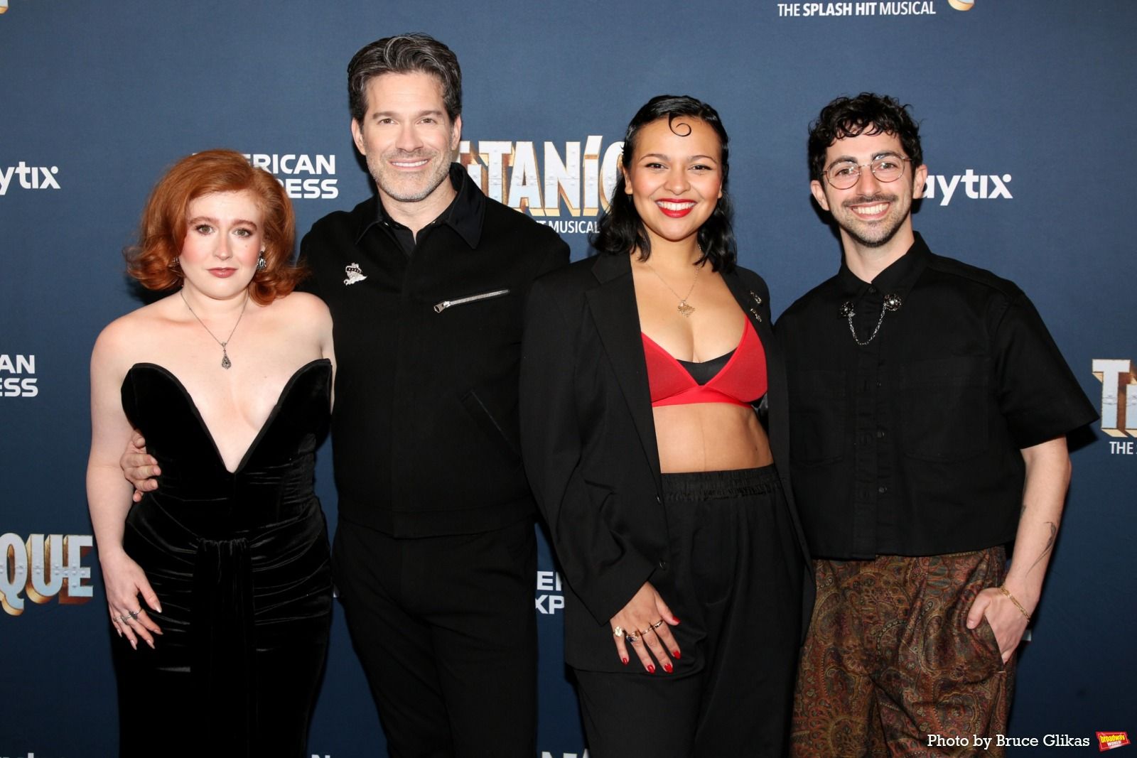 Photos: TITANIQUE Company Walks the Red Carpet on Opening Night — photo 22 of 54