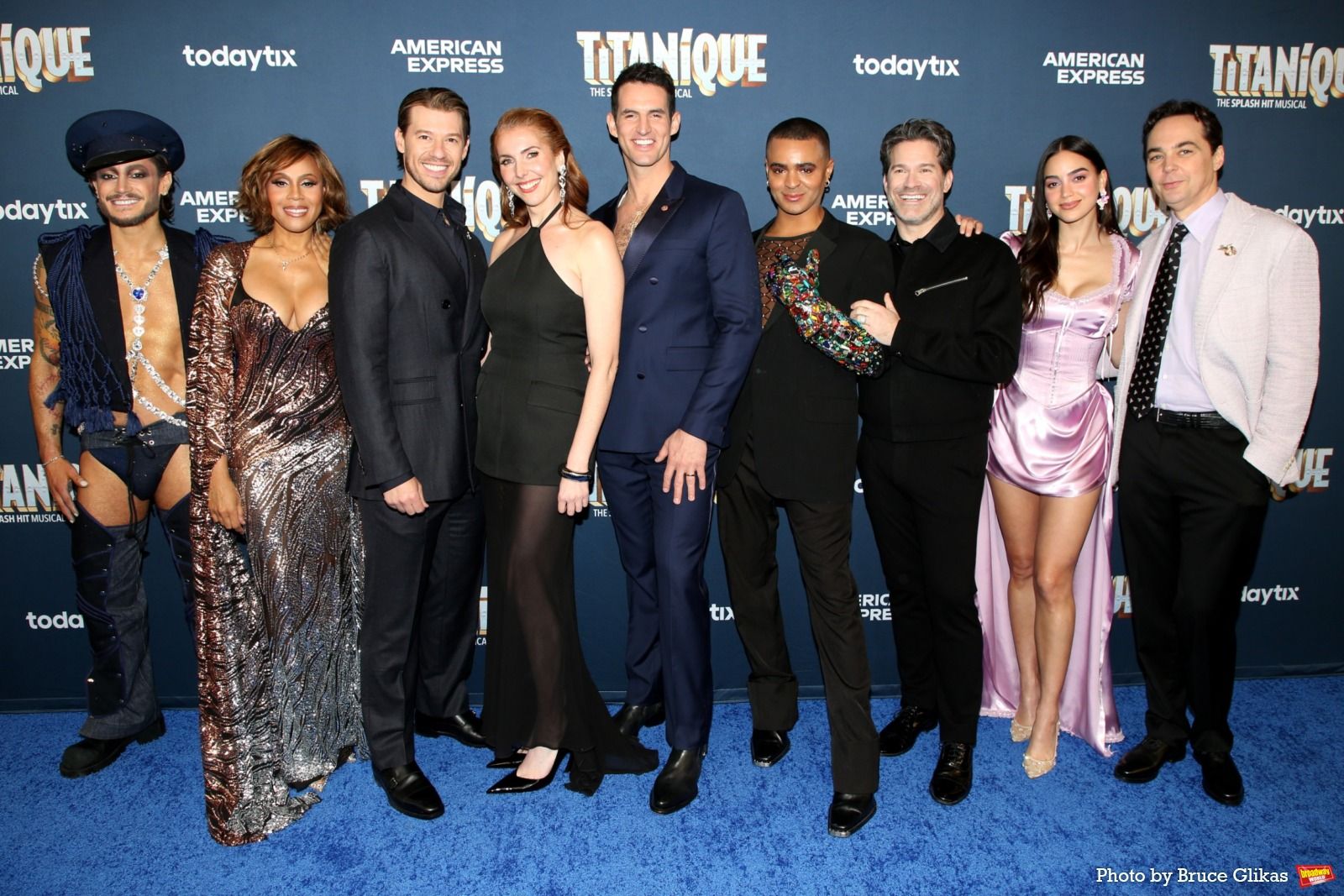 Photos: TITANIQUE Company Walks the Red Carpet on Opening Night — photo 54 of 54