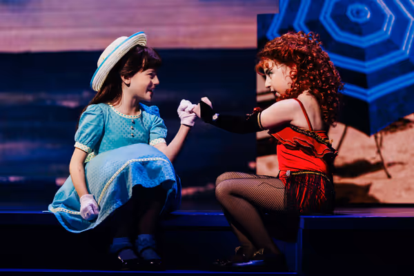Zeya Grace and Samantha Schwartz Photo