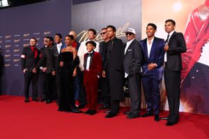 Prince Jackson, Bigi Jackson, Jackie Jackson, Jermaine Jackson, KeiLyn Durrel Jones,  Photo