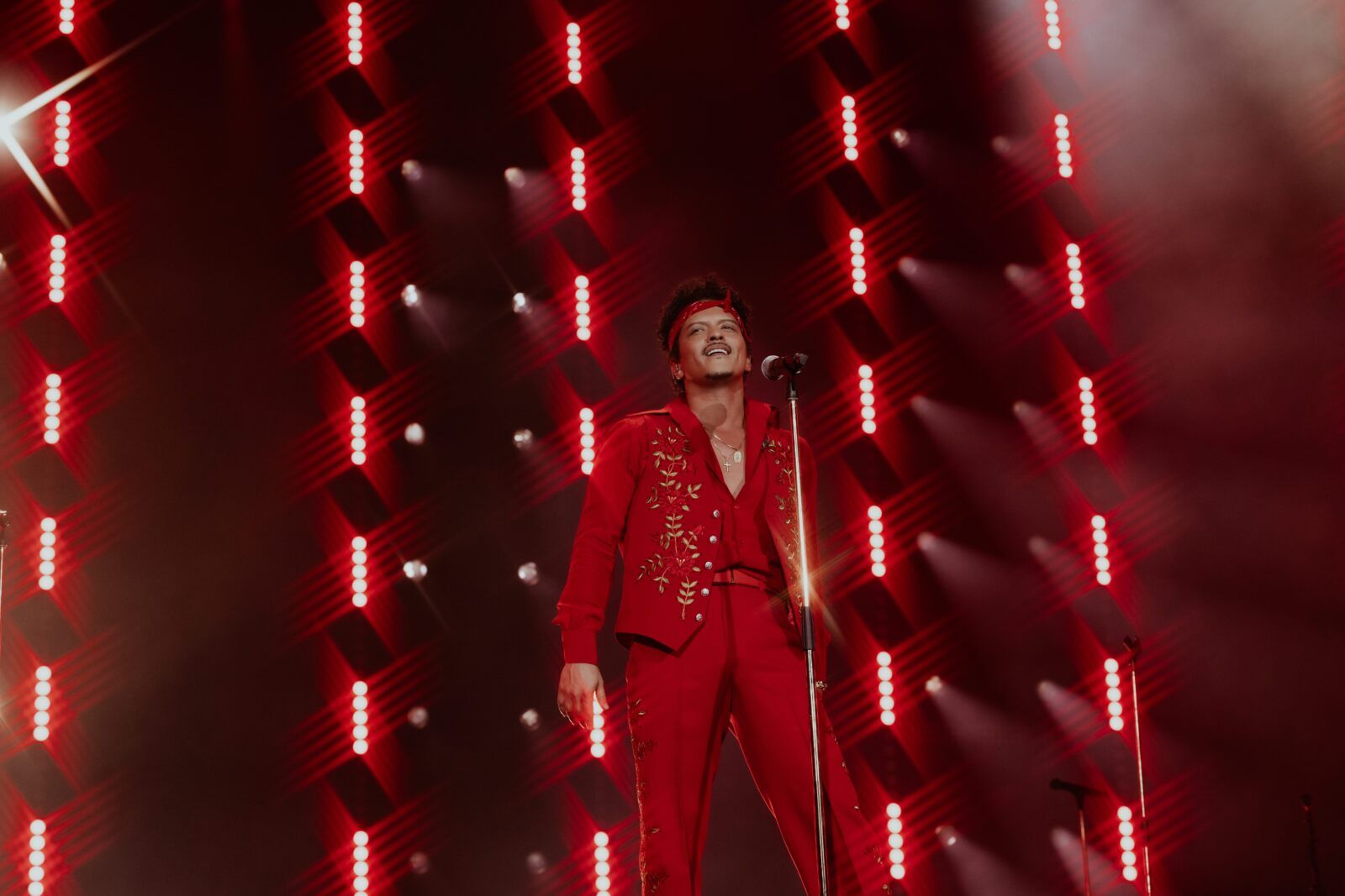 Photos: Bruno Mars Kicks Off 'The Romantic Tour' in Las Vegas  Image