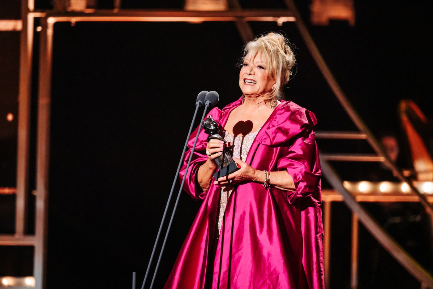 Photos: Rachel Zegler, Rosamund Pike and More Win at the 2026 Olivier Awards  Image
