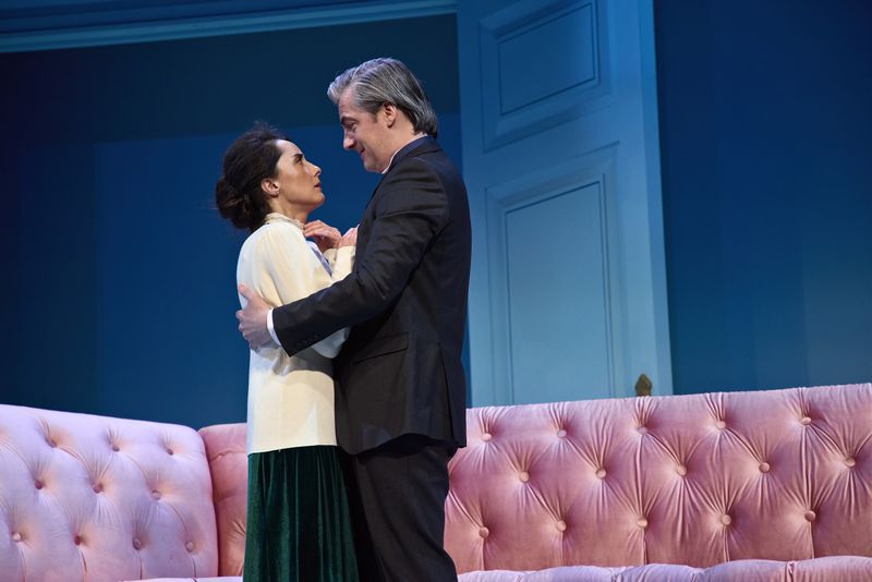 Review: Theatre Calgary’s A DOLL’S HOUSE breaks from convention to redefine the marital relationship Image