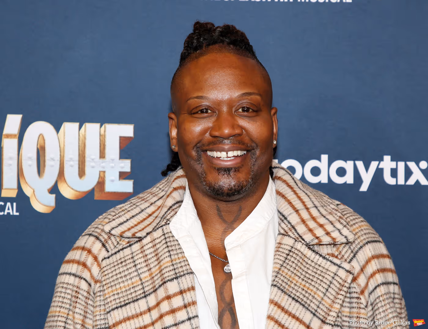 Photos: Find Out Which LGBTQIA+ Icons Came Out to Celebrate Opening Night of TITANQUE Image