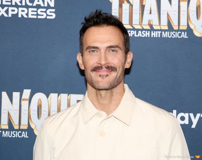 Cheyenne Jackson Photo