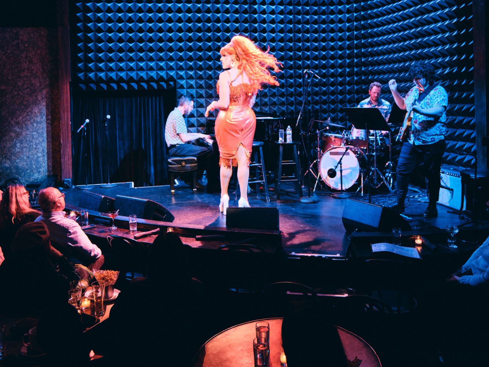 Review: Drag Artist Kiki Ball-Change Insists on Fun With New Show at Joe's Pub Image