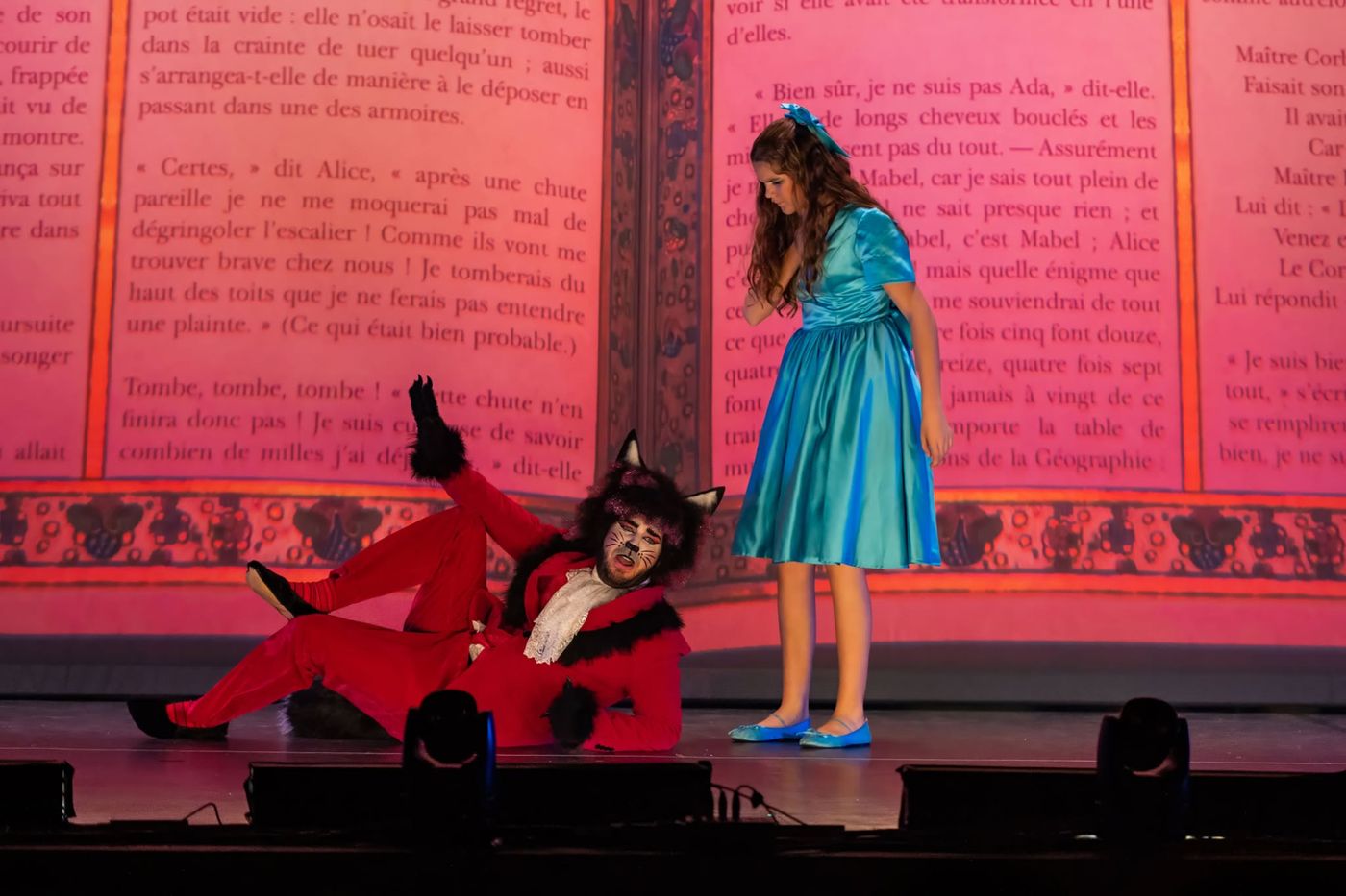 Review: ALICE ET LA PIERRE D'OPAZE at La Sucrerie de Wavre  Image
