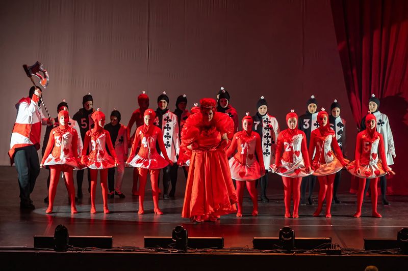 Review: ALICE ET LA PIERRE D'OPAZE at La Sucrerie de Wavre Image