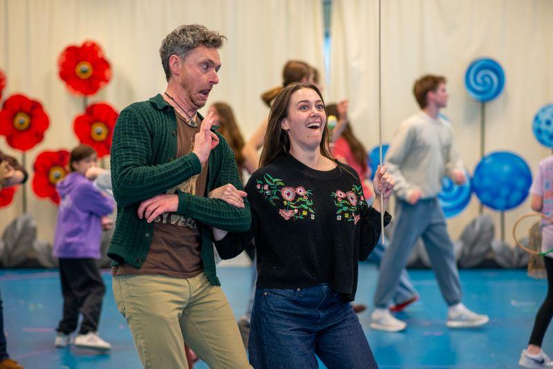 Photos: THE WIZARD OF OZ in Rehearsal at Children's Theatre Company — photo 3 of 24