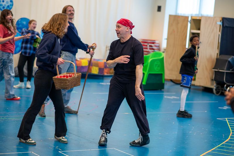 Photos: THE WIZARD OF OZ in Rehearsal at Children's Theatre Company — photo 24 of 24