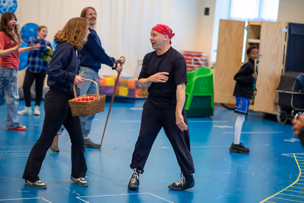 Harriet Spencer and Dean Holt  Photo