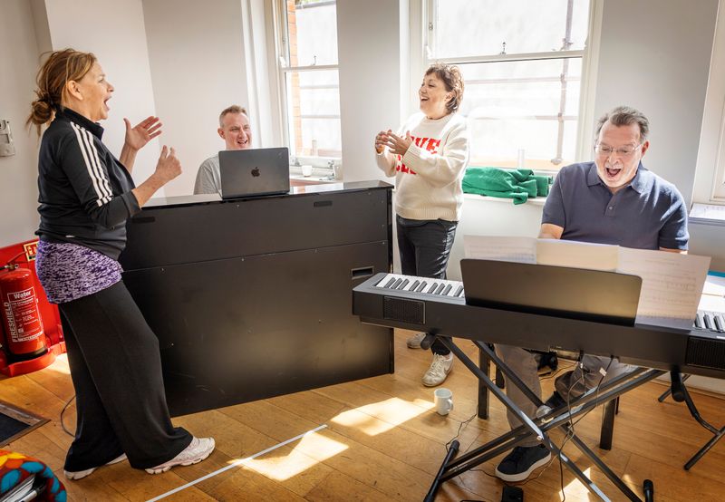 Photos: Ria Jones, Sally Ann Triplett, and More in Rehearsal For FOURTEEN AGAIN at The Victoria Wood Theatre — photo 25 of 28