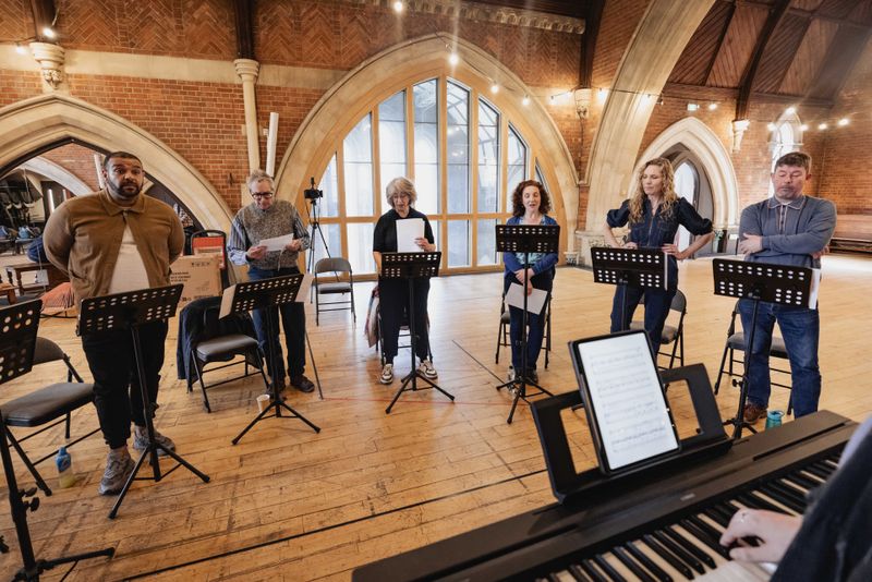 Photos: ALLEGRA Begins Rehearsals Ahead Of UK Tour Starring Dame Maureen Lipman — photo 4 of 16