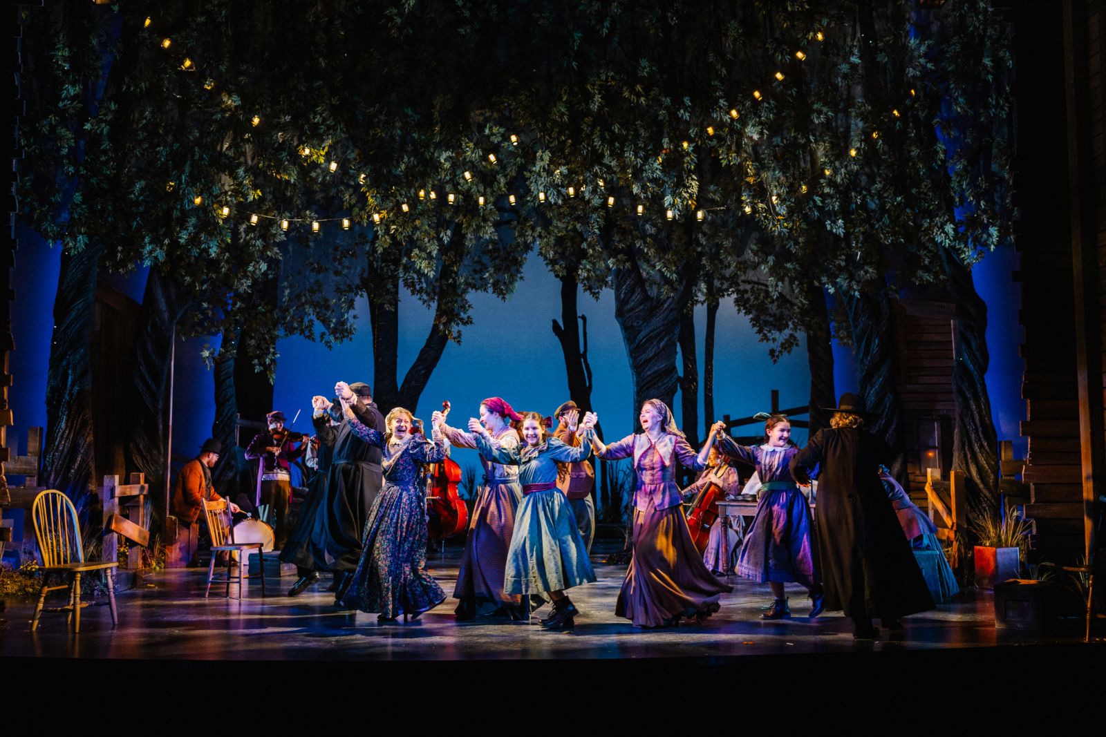 Photos: First Look at FIDDLER ON THE ROOF at Asolo Repertory Theatre — photo 2 of 8