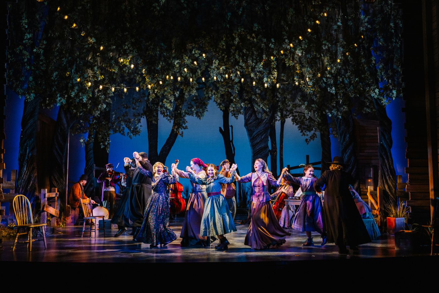 Photos: First Look at FIDDLER ON THE ROOF at Asolo Repertory Theatre Image