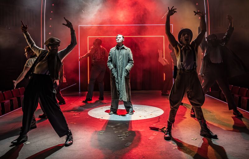 Photos: THE RESISTIBLE RISE OF ARTURO UI At Royal Shakespeare Company — photo 14 of 16
