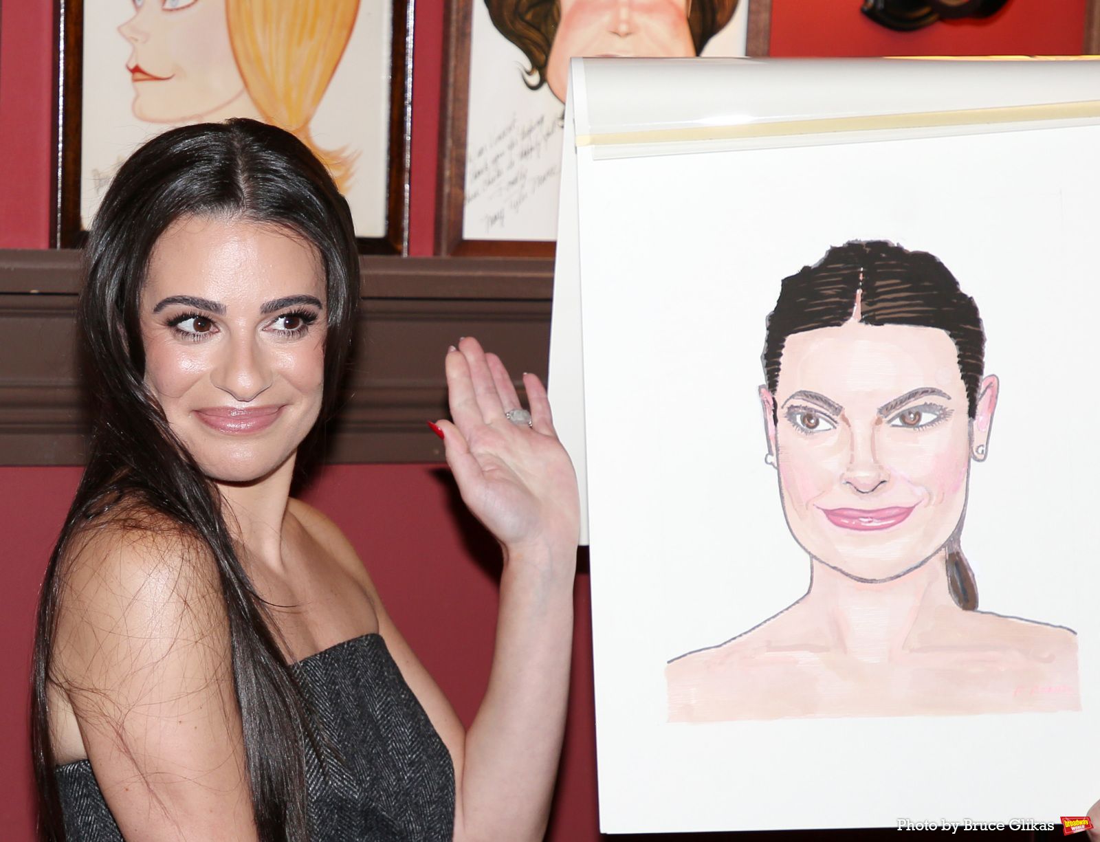 Photos: CHESS Star Lea Michele Receives Portrait at Sardi's — photo 11 of 49