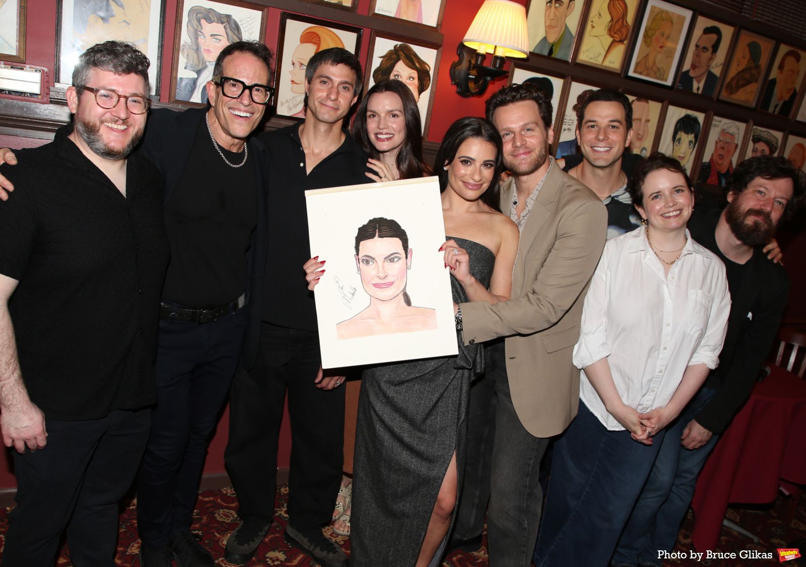 Photos: CHESS Star Lea Michele Receives Portrait at Sardi's — photo 29 of 49