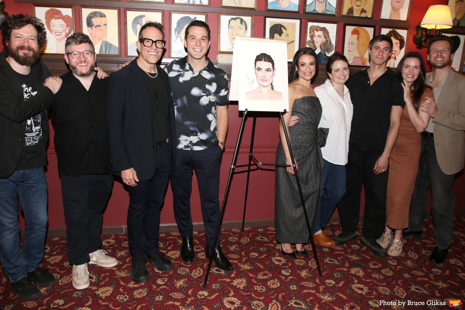 Photos: CHESS Star Lea Michele Receives Portrait at Sardi's — photo 25 of 49