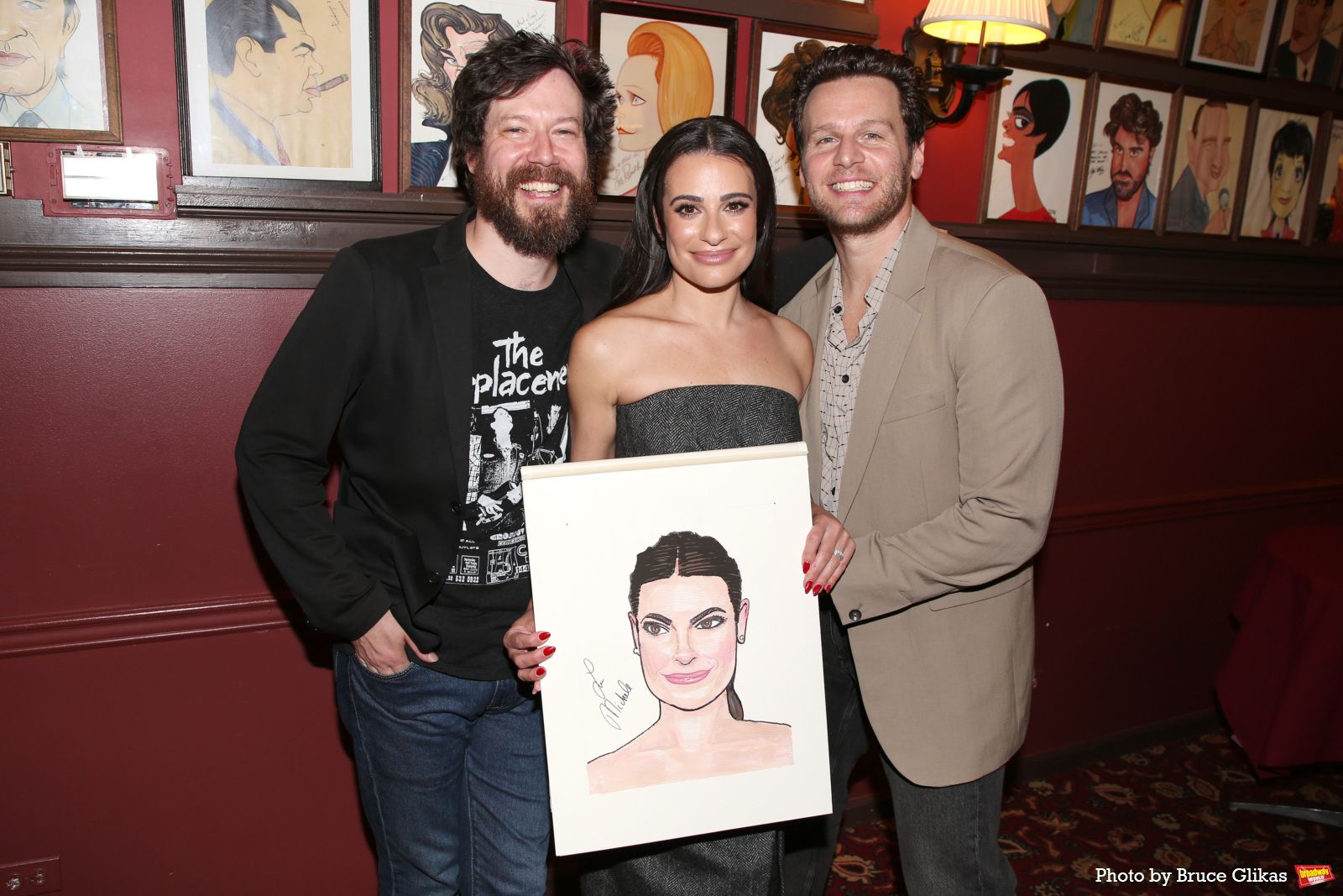 Photos: CHESS Star Lea Michele Receives Portrait at Sardi's — photo 31 of 49