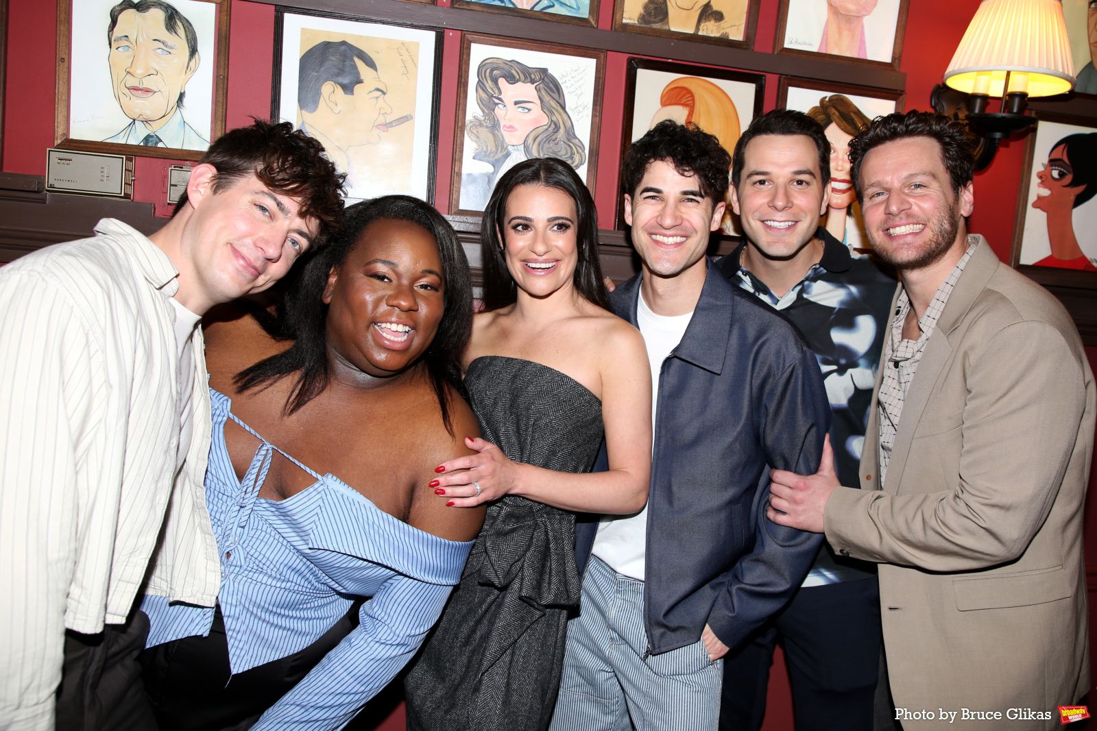 Photos: CHESS Star Lea Michele Receives Portrait at Sardi's — photo 35 of 49
