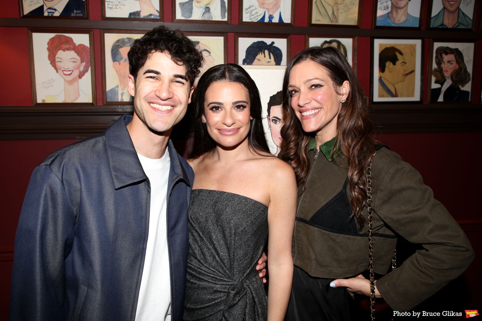 Photos: CHESS Star Lea Michele Receives Portrait at Sardi's — photo 47 of 49