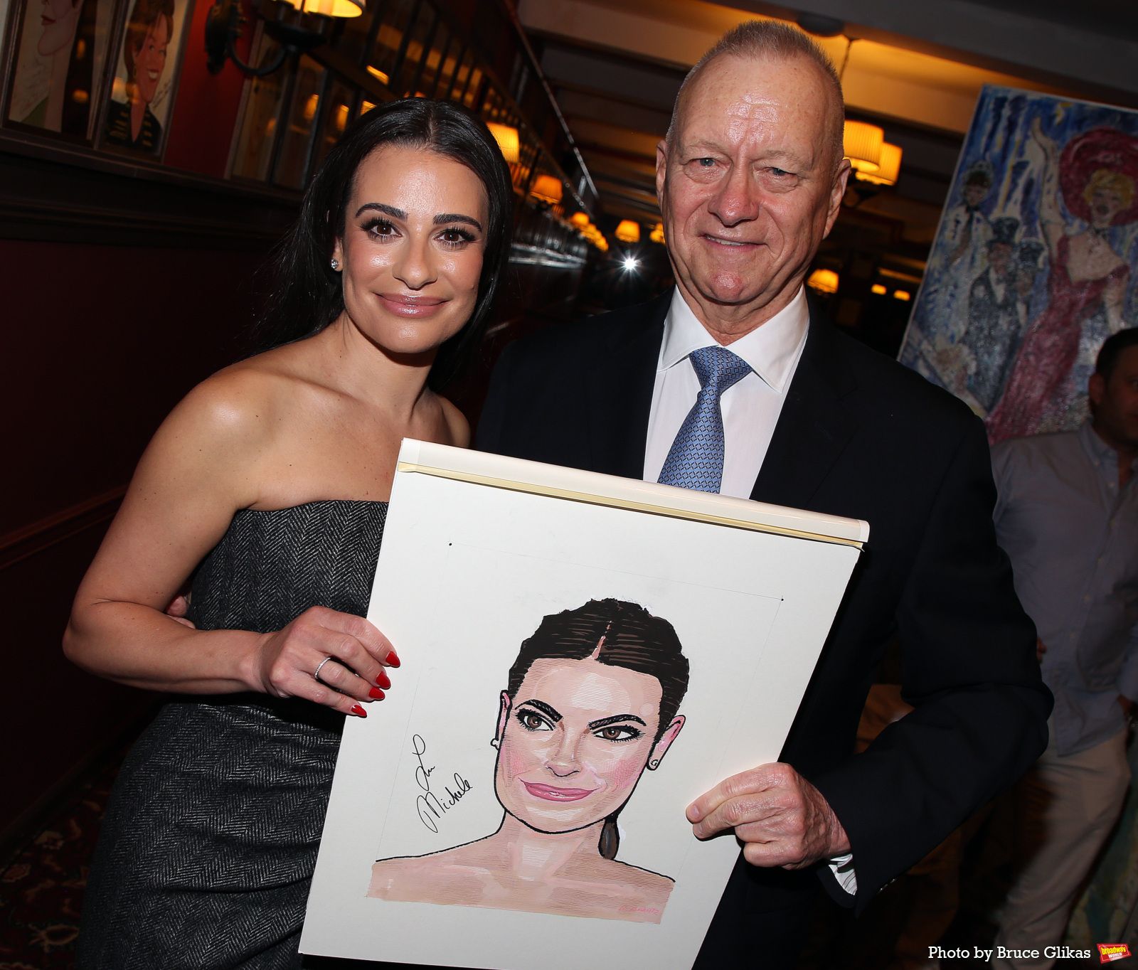 Photos: CHESS Star Lea Michele Receives Portrait at Sardi's — photo 49 of 49