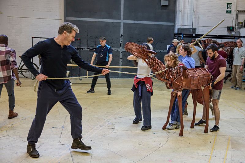Photos: WAR HORSE in Rehearsal at the National Theatre — photo 20 of 25