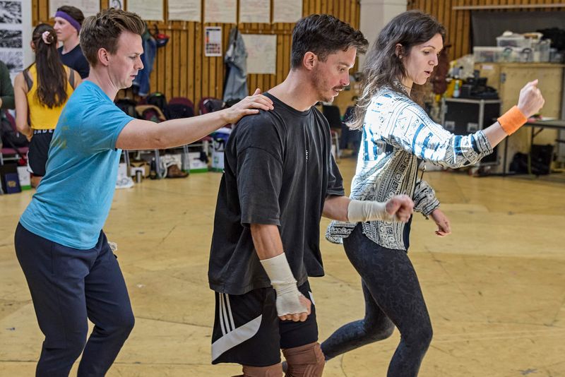 Photos: WAR HORSE in Rehearsal at the National Theatre — photo 14 of 25