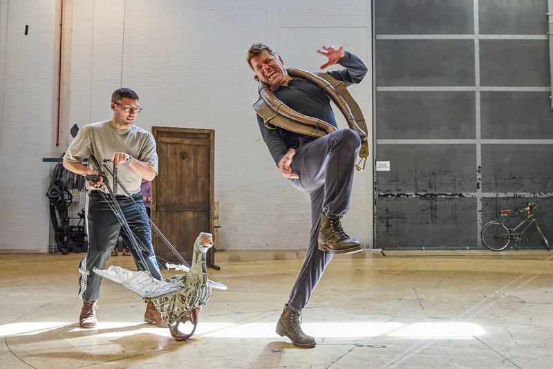 Photos: WAR HORSE in Rehearsal at the National Theatre — photo 4 of 25