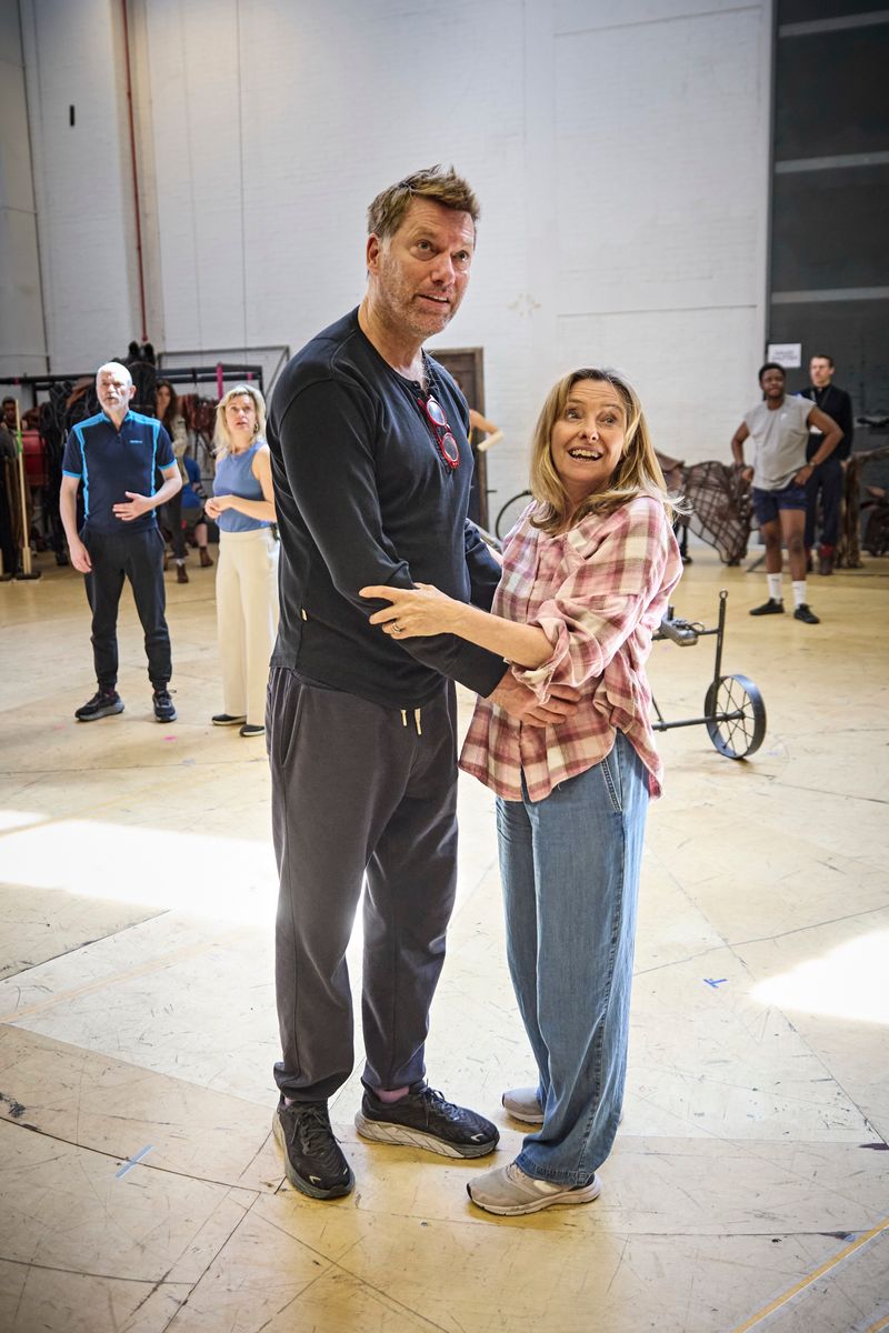 Photos: WAR HORSE in Rehearsal at the National Theatre — photo 3 of 25