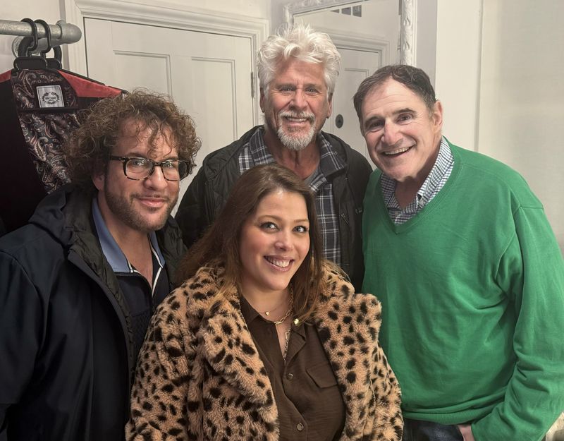 Photos: SPIN CITY Co-Stars Barry Bostwick and Richard Kind Reunite Backstage at THE PRODUCERS — photo 2 of 2