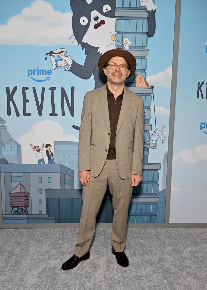Photos: Aubrey Plaza, Joe Locke, & More Attend KEVIN Premiere in New York — photo 15 of 23