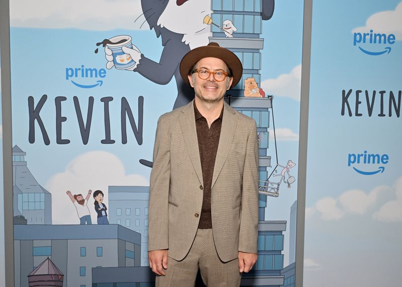 Photos: Aubrey Plaza, Joe Locke, & More Attend KEVIN Premiere in New York — photo 21 of 23