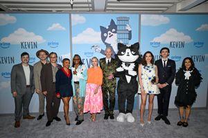 NEW YORK, NEW YORK - APRIL 16: (L-R) Dan Murphy, Joe Wengert, Quinta Brunson, Whoopi  Photo