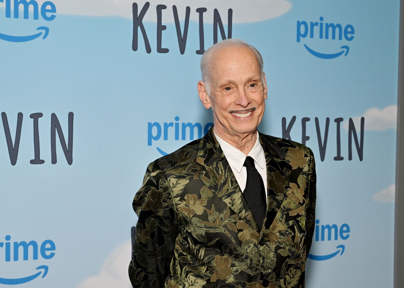 Photos: Aubrey Plaza, Joe Locke, & More Attend KEVIN Premiere in New York — photo 14 of 23