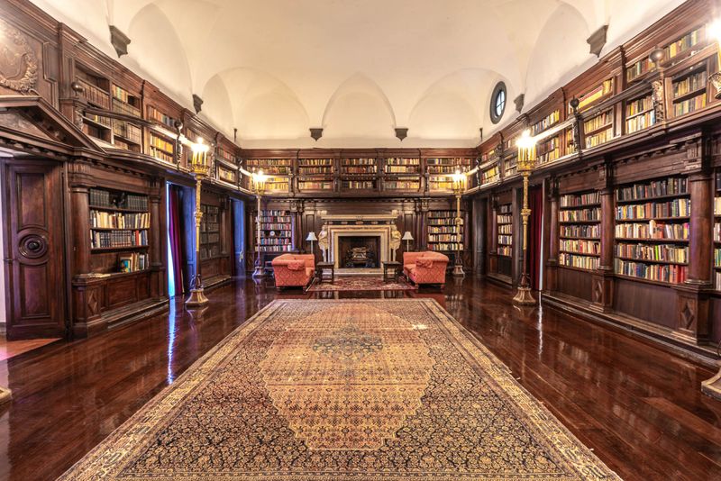How an Episcopal Retreat Became a Buzzy Off-Broadway Venue Image