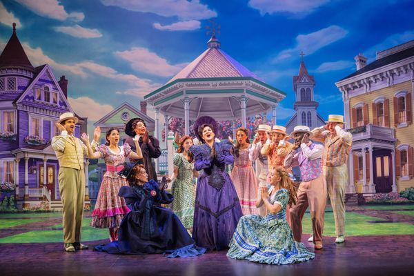 Ana Gasteyer and the Cast of Schmigadoon Photo